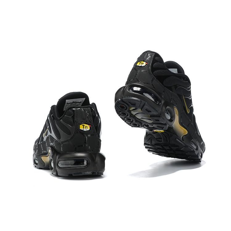 AIR MAX PLUS TN ‘BLACK GOLD’
