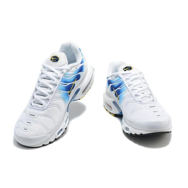 AIR MAX PLUS TN ‘SPRAY PAINT SWOOSH’