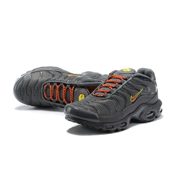 AIR MAX PLUS TN ‘TOGGLE LACING GREY’