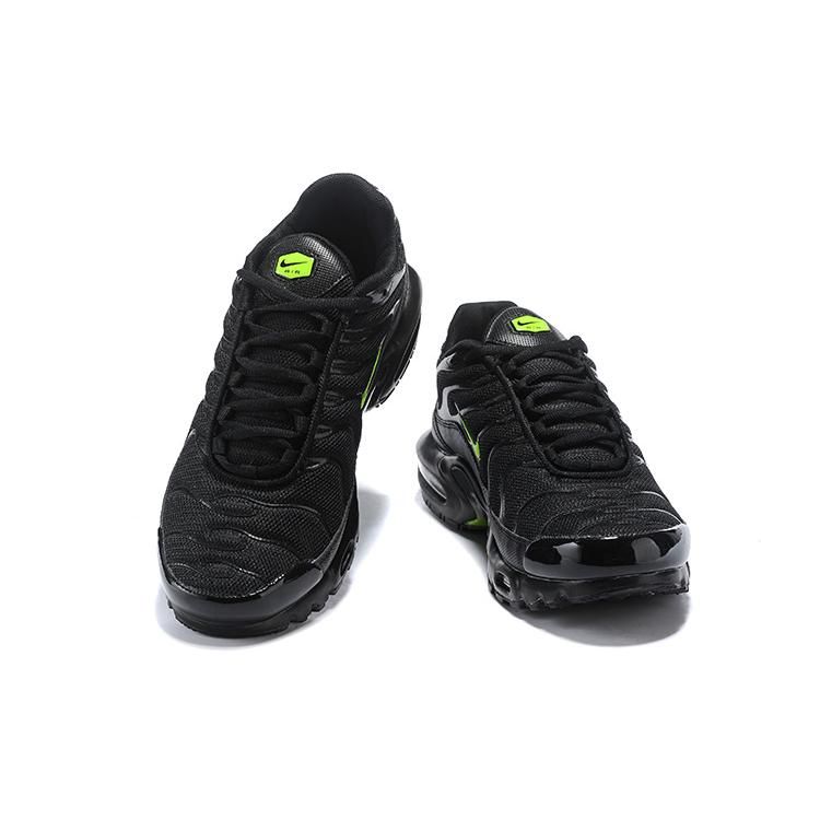AIR MAX PLUS TN ‘BLACK GREEN VOLT’